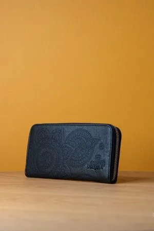 Portefeuille Desigual